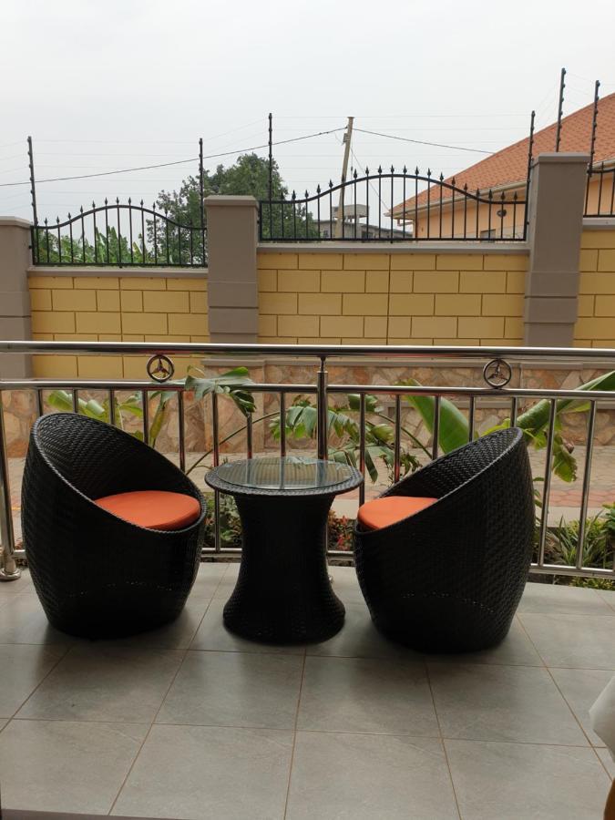 Blt Suites - Furnished Apartments Kampala Exterior foto