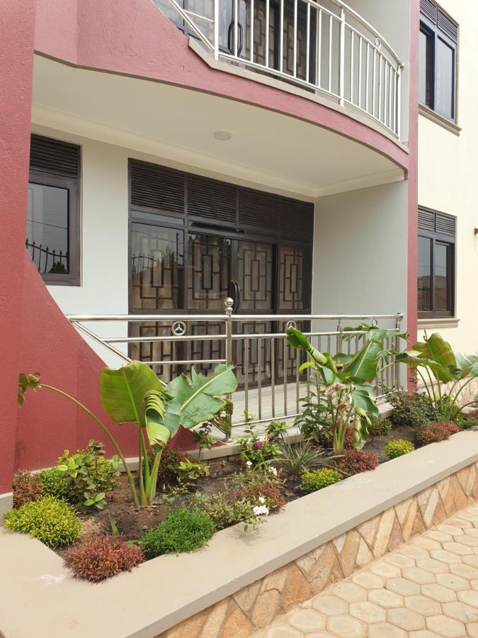 Blt Suites - Furnished Apartments Kampala Exterior foto